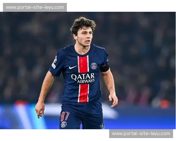 若昂-内维斯跻身巴黎身价前三 年轻中场成资产升值典范 若昂-内维斯跻身巴黎身价前三 年轻中场成资产升值典范